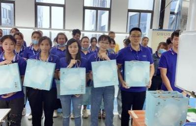 如何選擇數(shù)據(jù)線OEM代工廠？申盛科技，你值得信賴的數(shù)字技術(shù)服務(wù)伙伴